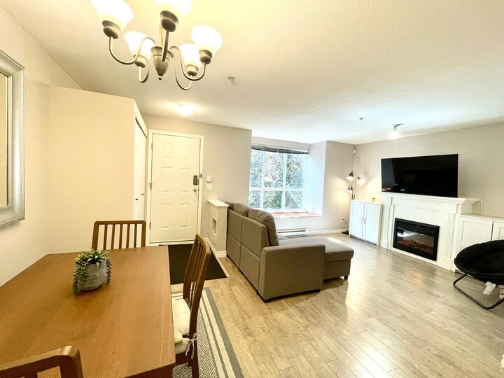 Photo de la propriété:  7128 Stride Avenue 24  BC V3N 1T5 