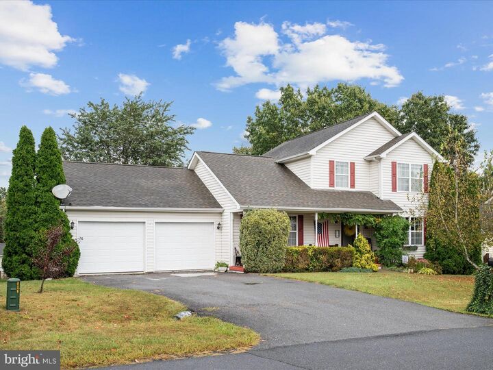 Property Photo: 306 Ford Circle WV 25428