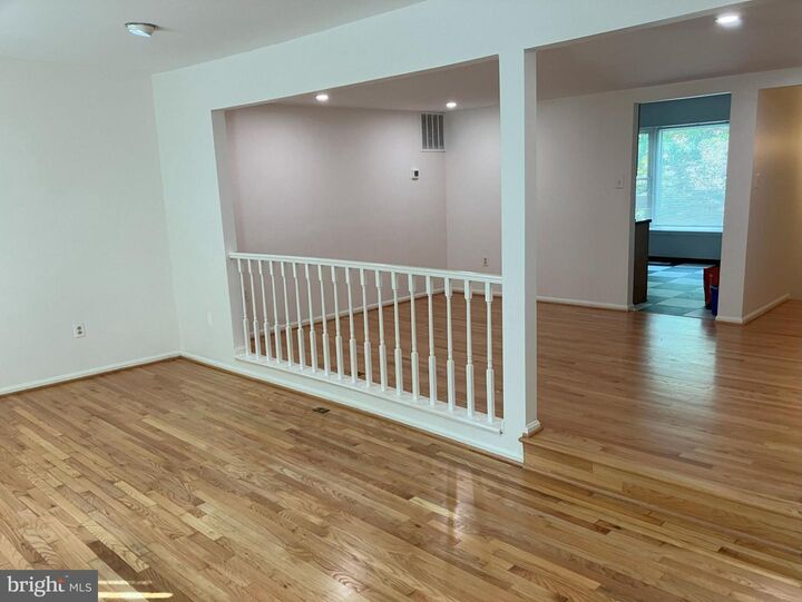 Property Photo: 10195 Valentino Drive VA 22124