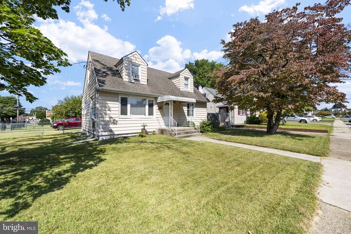 Property Photo:  2 Godfrey Drive  NJ 08610 