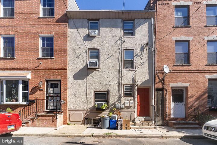 1343 E Hewson Street  Philadelphia PA 19125 photo