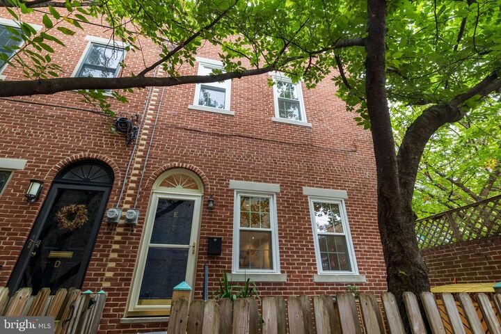 1811 Fitzwater Street E  Philadelphia PA 19146 photo