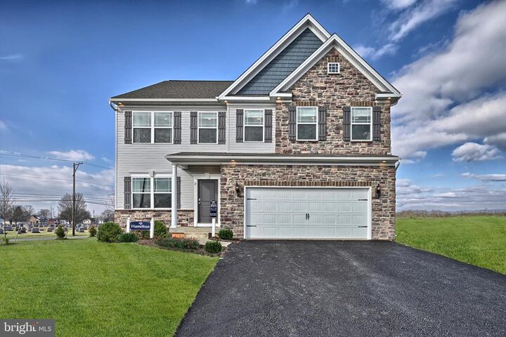 2 Bennington Way  Carlisle PA 17013 photo