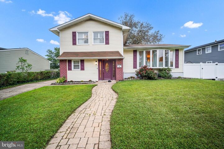 8910 Rising Sun Avenue  Philadelphia PA 19115 photo