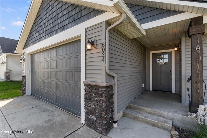 Property Photo:  6024 W Irish Cir  ID 83858 