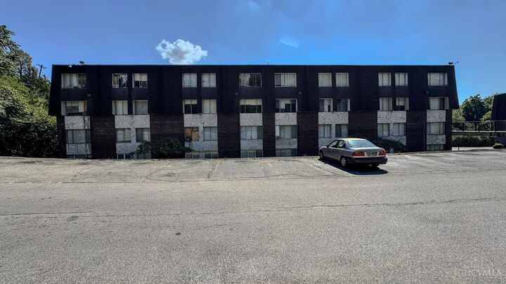 Property Photo:  5459 Kirby Avenue  OH 45223 