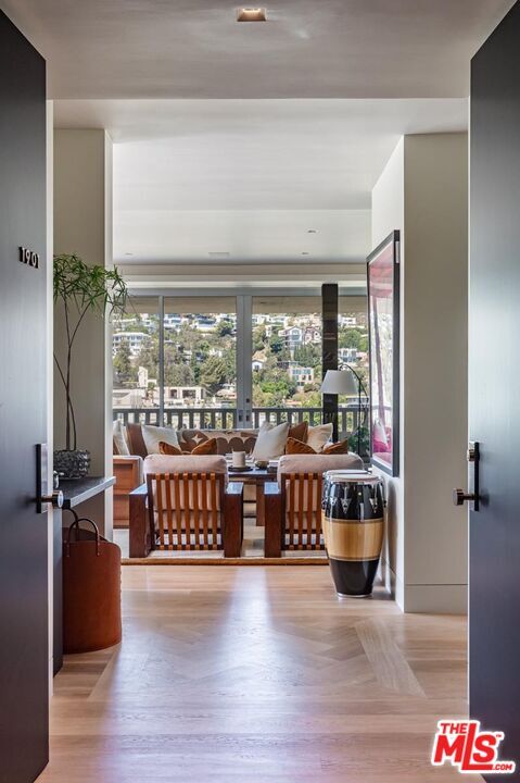 Property Photo:  9255 Doheny Rd  CA 90069 