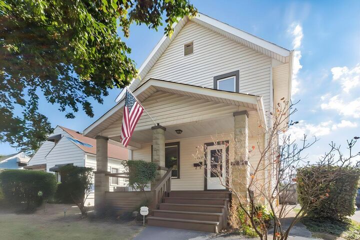 Property Photo:  1460 Linwood Avenue  OH 43206 