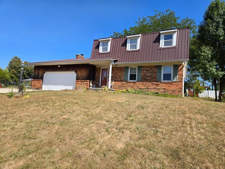 Property Photo:  516 Hilltop Drive  OH 43311 
