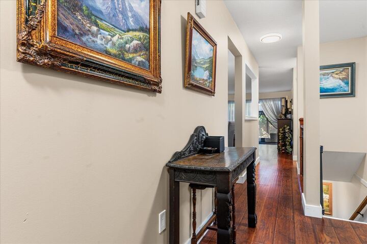 Property Photo:  33136 Mill Lake 1  BC V2S 2A5 
