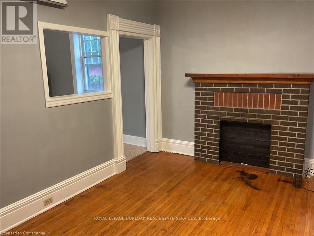 Property Photo:  303 East 19 Street 2  ON L9A 5S6 