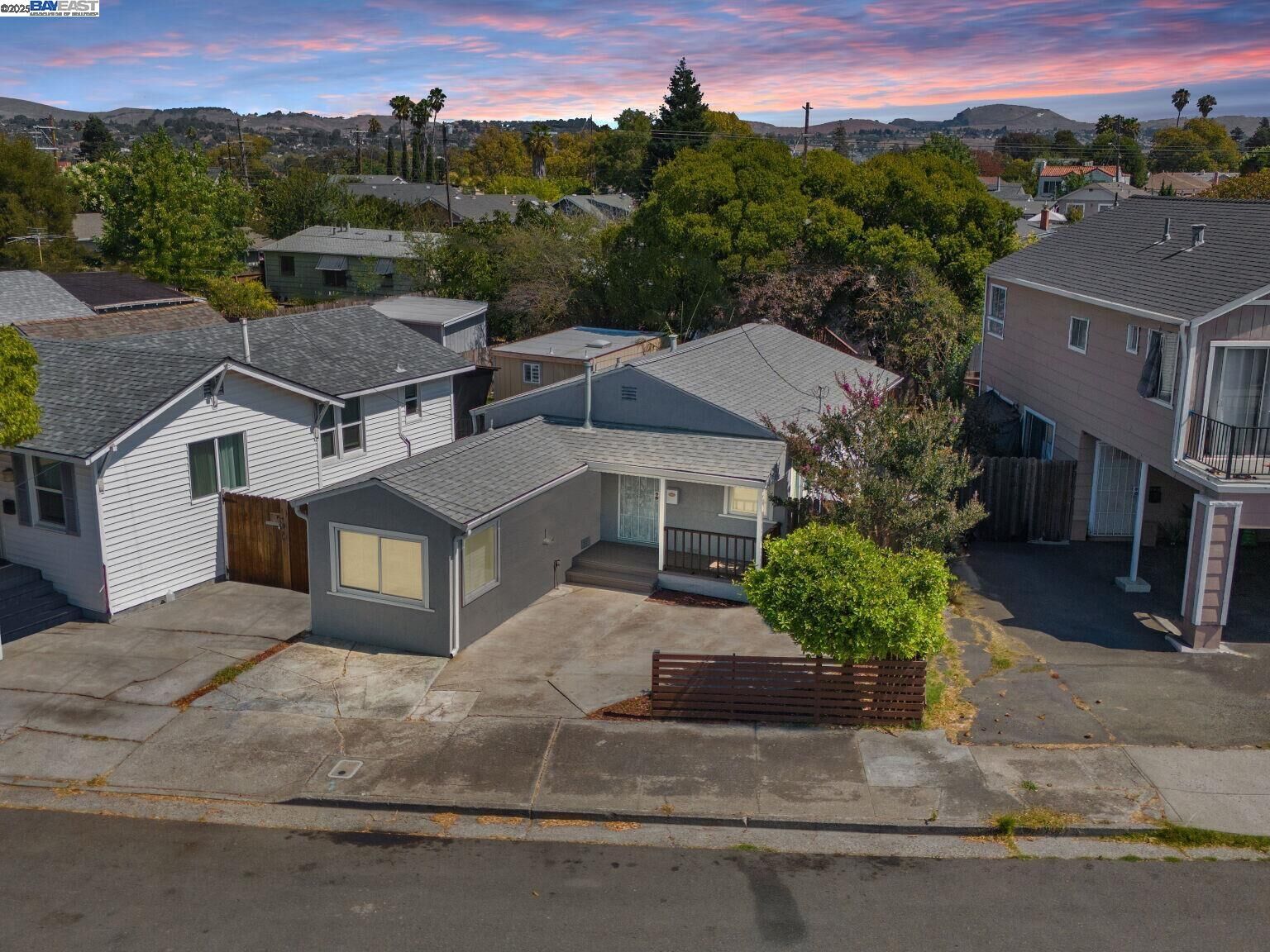 Property Photo:  130 12th St  CA 94590 