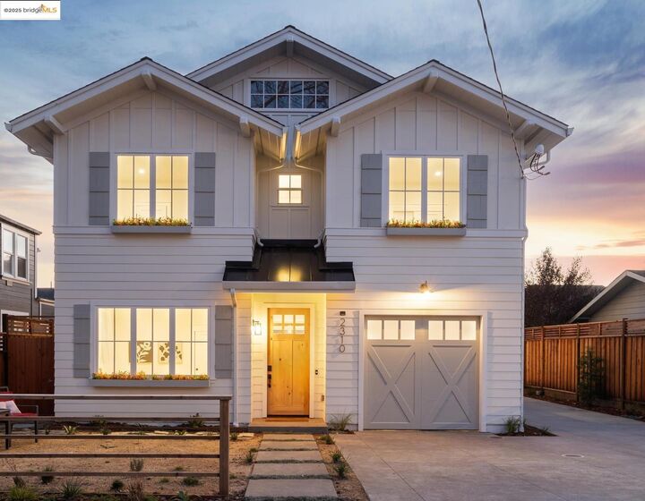 Property Photo:  2310 Eighth St  CA 94710 