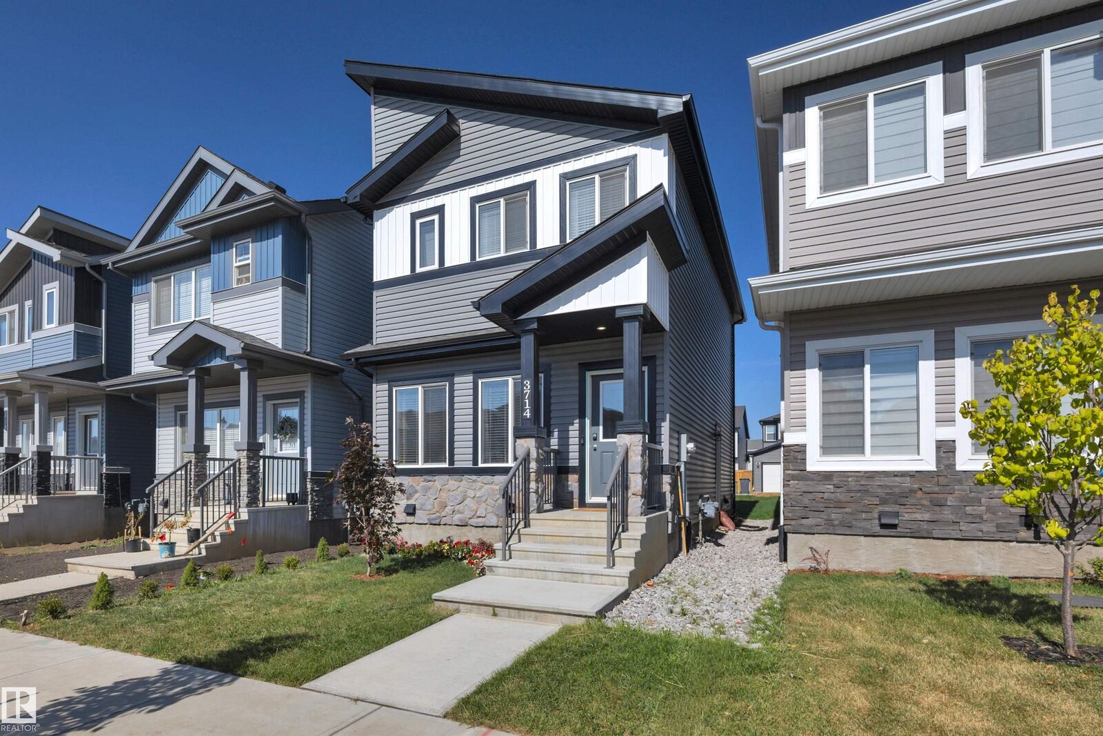 Property Photo:  3714 42 Avenue  AB T4X 3B3 