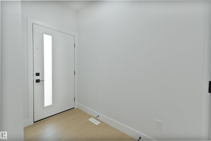 Property Photo:  3505 44 Avenue  AB T4X 3G9 
