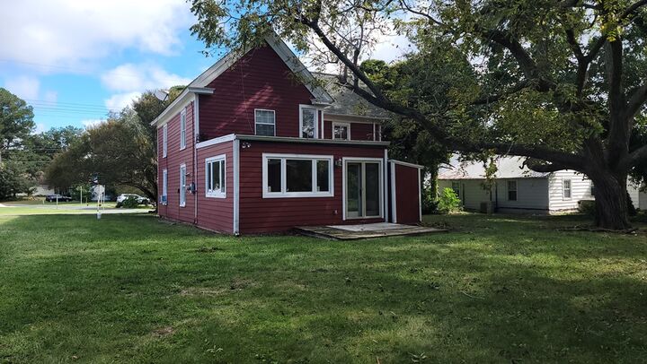 Property Photo:  34 Main St  VA 23480 
