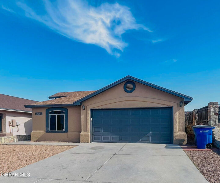 12255 Via Del Rio  El Paso TX 79936 photo
