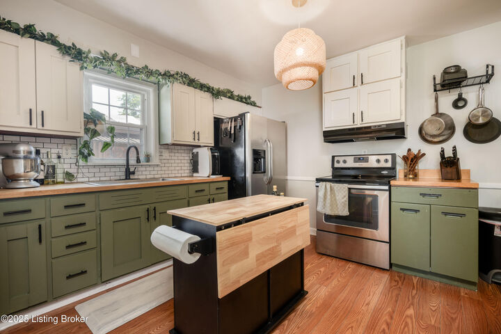 Property Photo:  4021 Crawford Ave  KY 40218