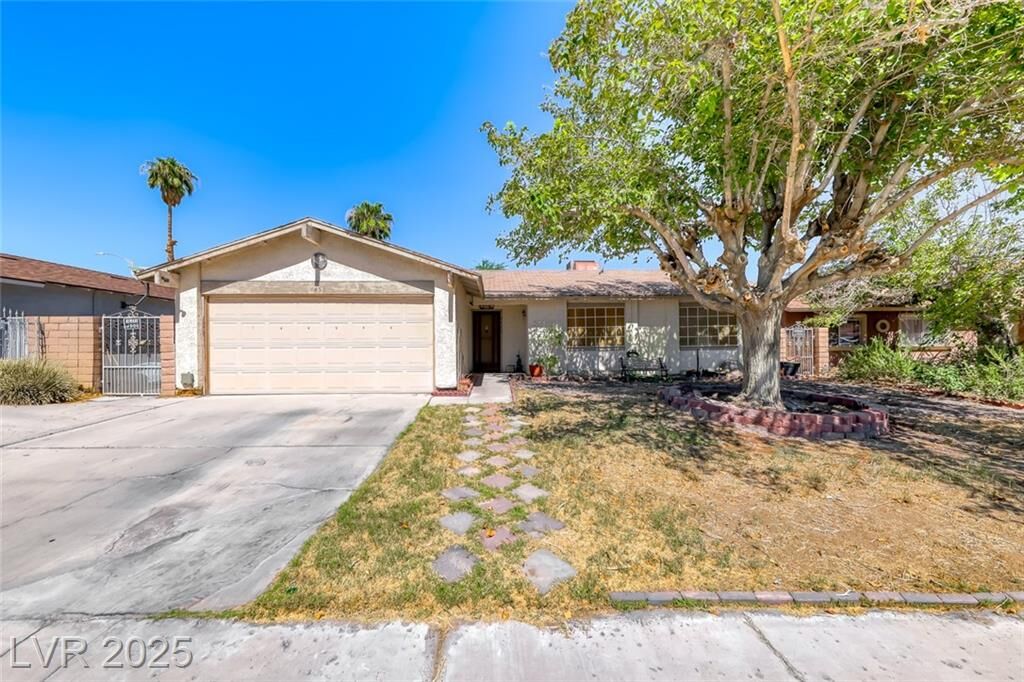Property Photo: 4458 Skyview Drive NV 89104