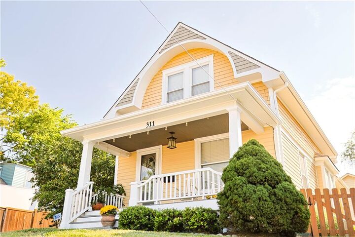 Property Photo: 311 N River Boulevard MO 64050