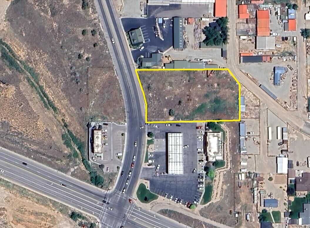 Property Photo:  300 N Airport Rd  UT 84721