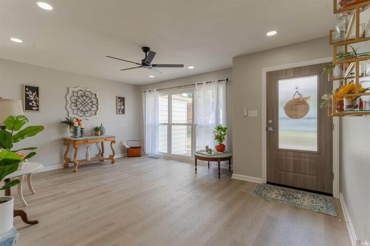 Property Photo:  5107 Helmuth Avenue  IN 47715-5715 