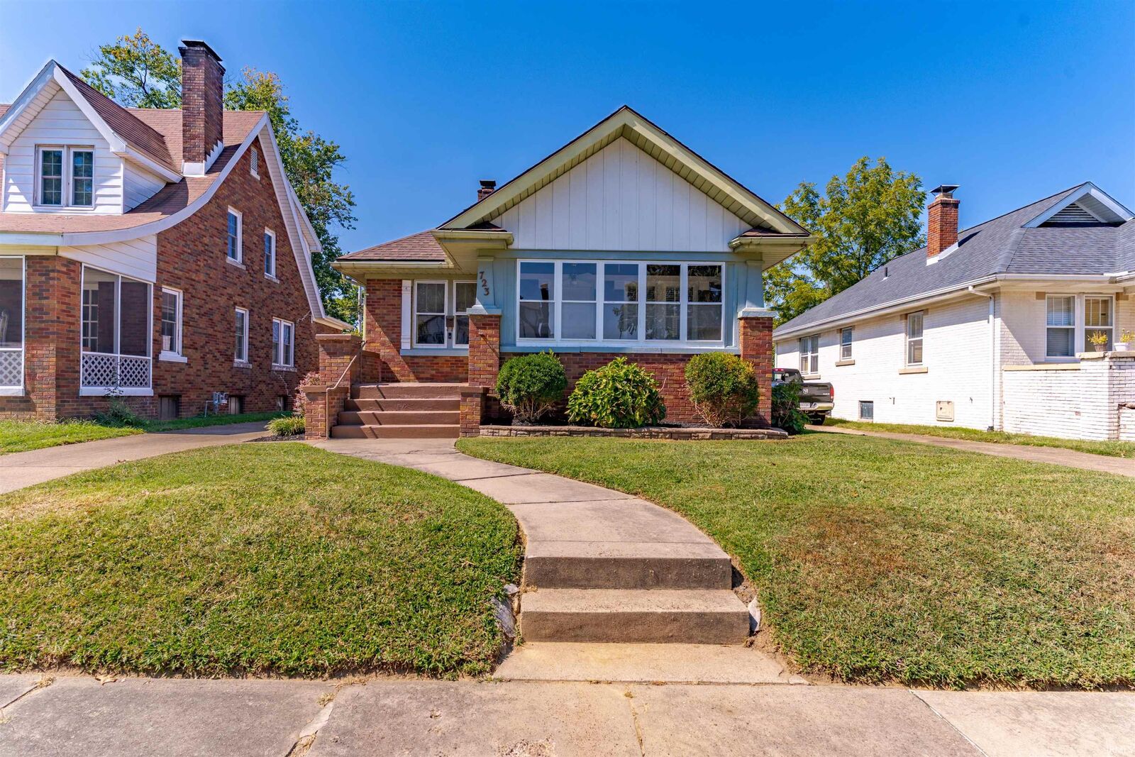 Property Photo:  723 S Rotherwood Avenue  IN 47714 
