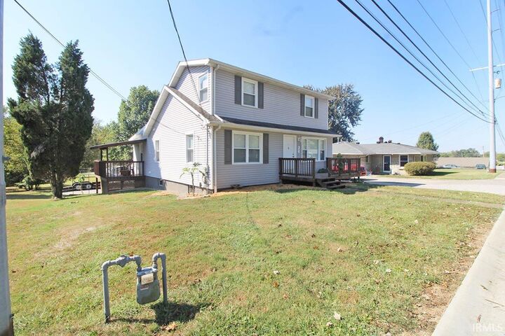 Property Photo:  603 E Moore Street  IN 47601-2079 