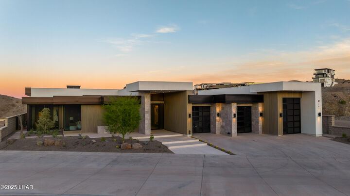 Property Photo:  2437 Wren Cove Way  AZ 86406 