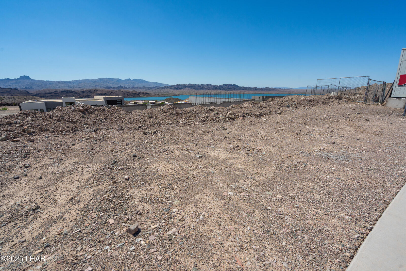Property Photo:  2404 Desert Ridge Ct  AZ 86406 
