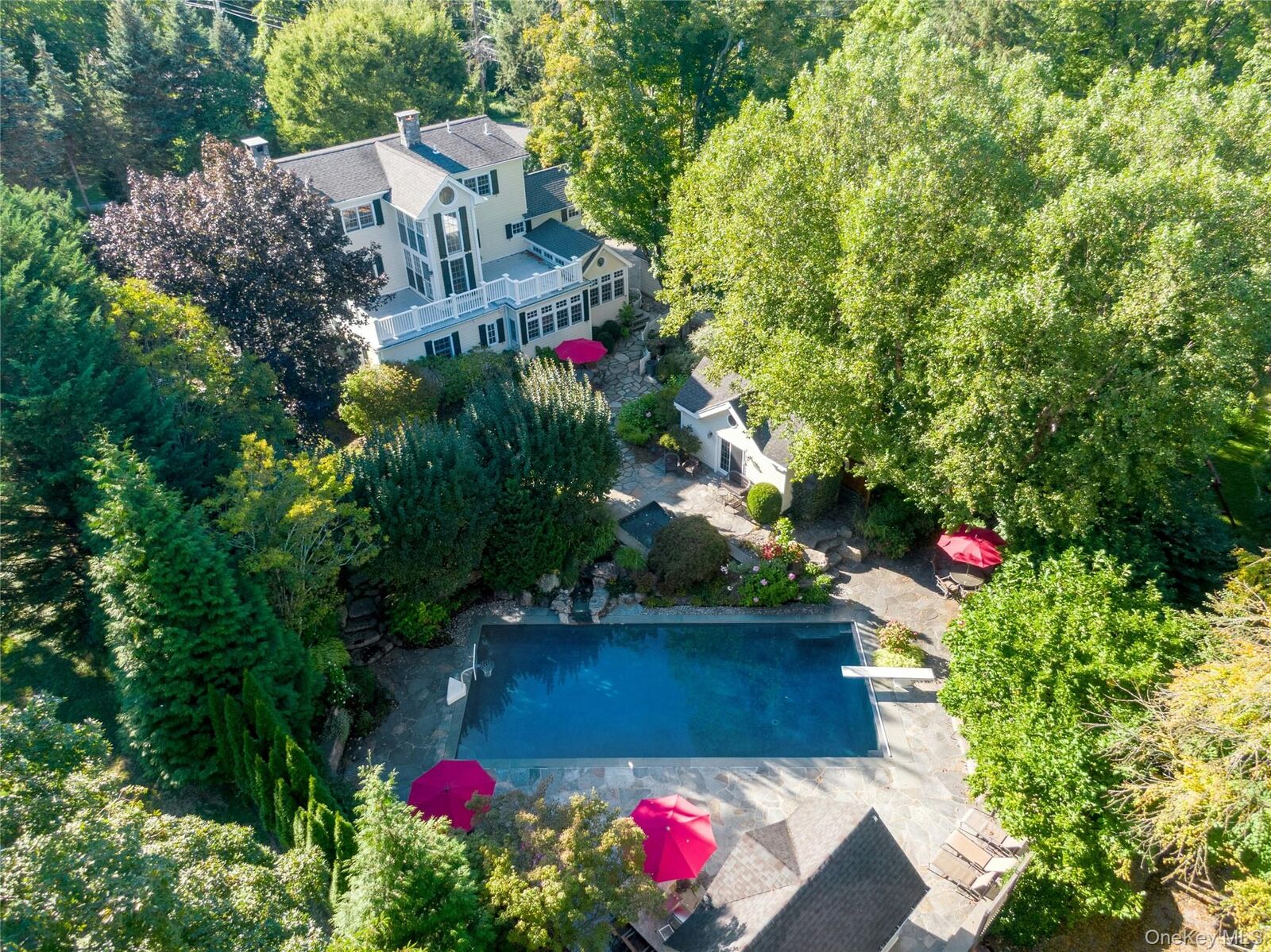 Property Photo:  369 Sleepy Hollow Road  NY 10510 