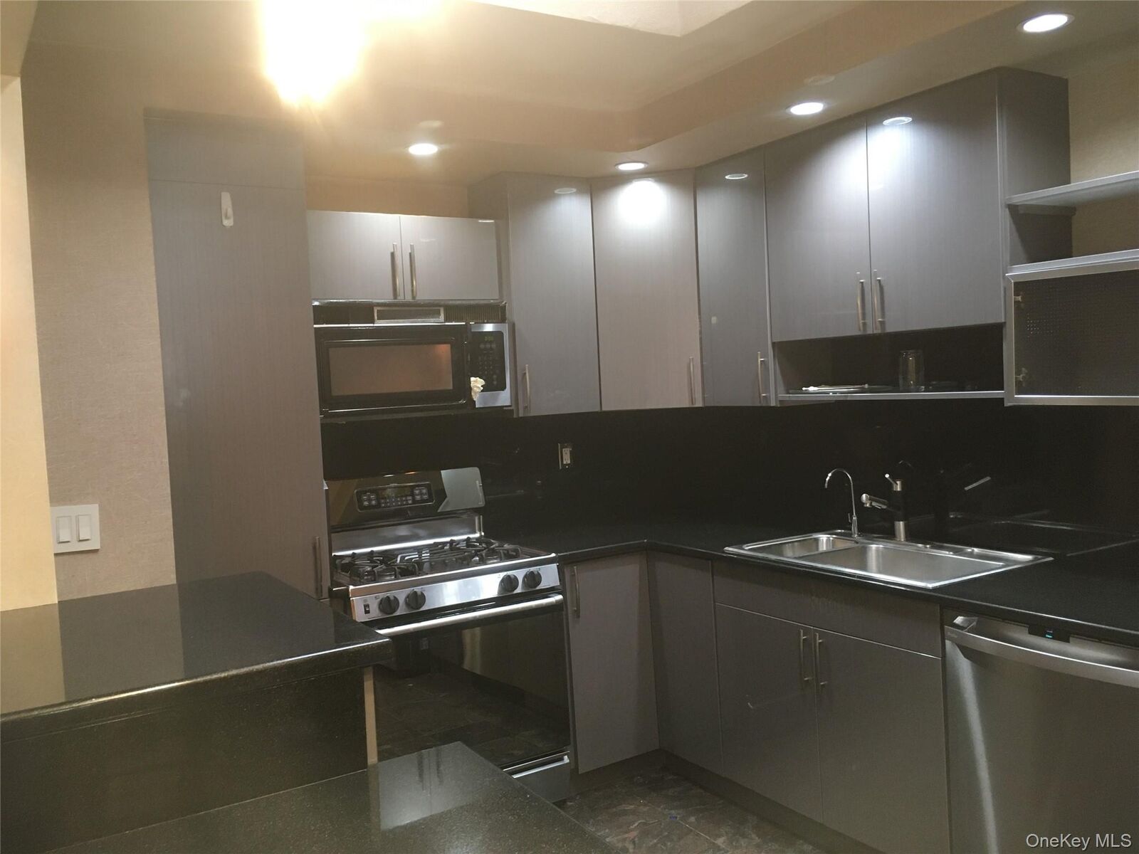Property Photo:  14-04 Michael Place 113U  NY 11360 