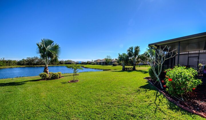 Property Photo: 5616 107th Terrace E FL 34219