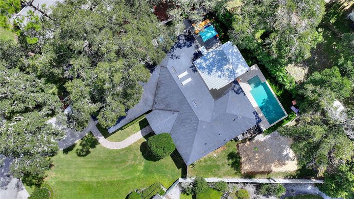 Property Photo: 640 Arjay Way FL 32789