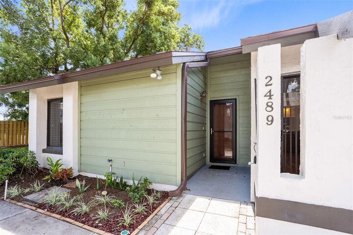 Property Photo: 2489 Tahoe Circle FL 32792