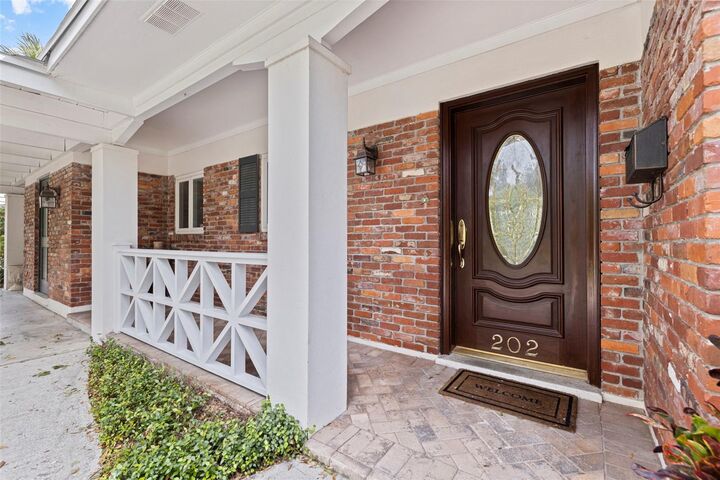 Property Photo:  202 S Obrien Street  FL 33609 