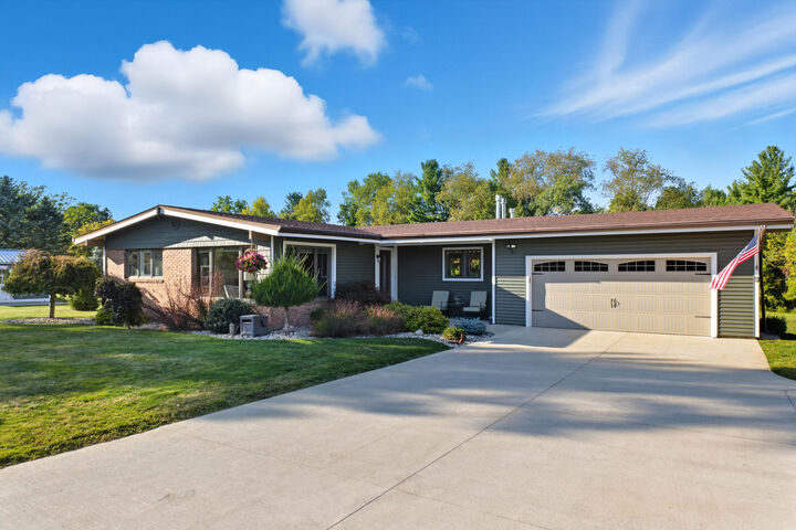 8450 W Tamarack Road  Lakeview MI 48850 photo