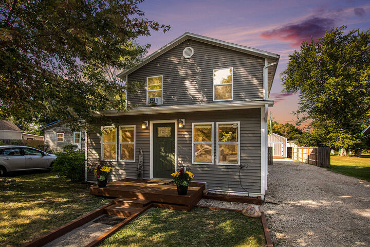 317 Elizabeth Street  Buchanan MI 49107 photo