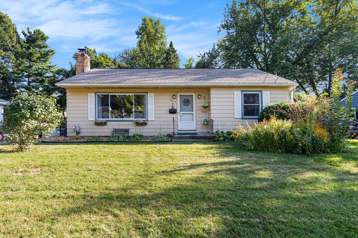 Property Photo: 3503 Devonshire Avenue MI 49006