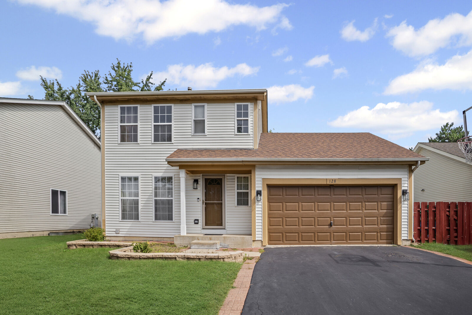 Property Photo:  128 Sycamore Avenue  IL 60107 