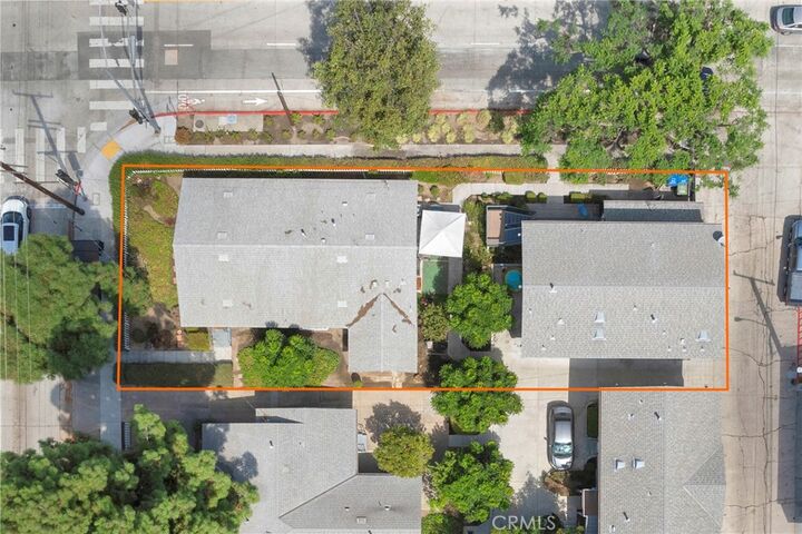 Property Photo: 7602 7604 Pickering Avenue CA 90602