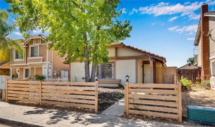 23865 Parkland Avenue  Moreno Valley CA 92557 photo