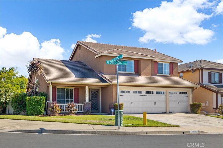 Property Photo: 44690 Calle Lopez CA 92592