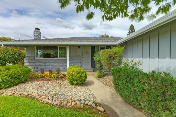 Property Photo:  9133 Rundelay Way  CA 95826 