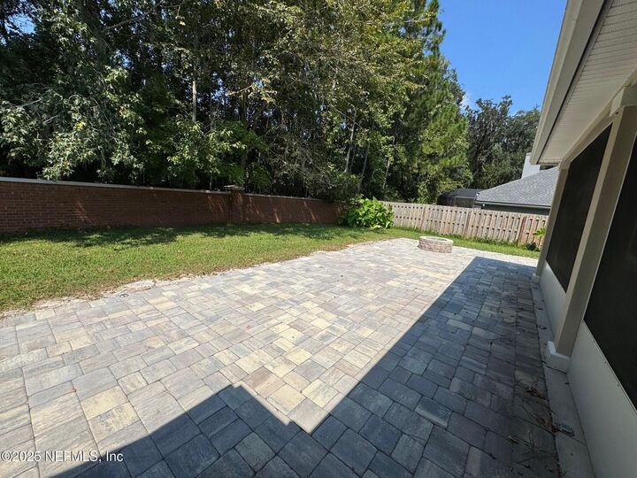 Property Photo:  1665 Cinnamon Fern Court  FL 32003 