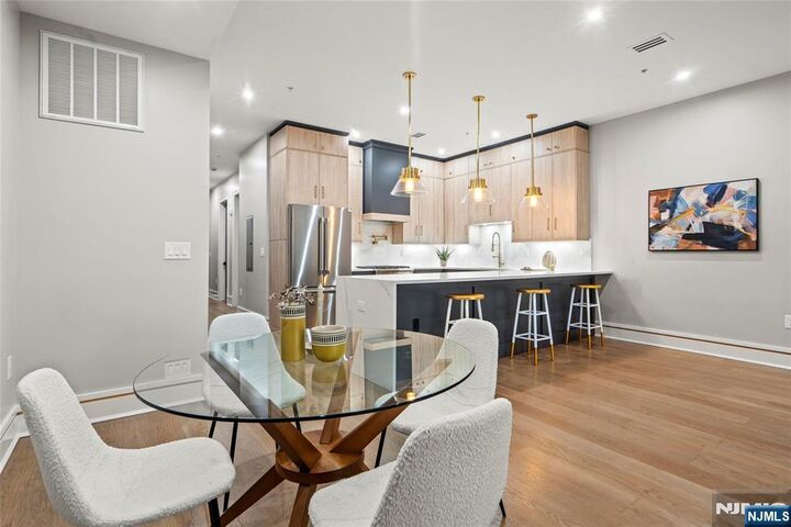 Property Photo:  619 Palisade Avenue B  NJ 07307 