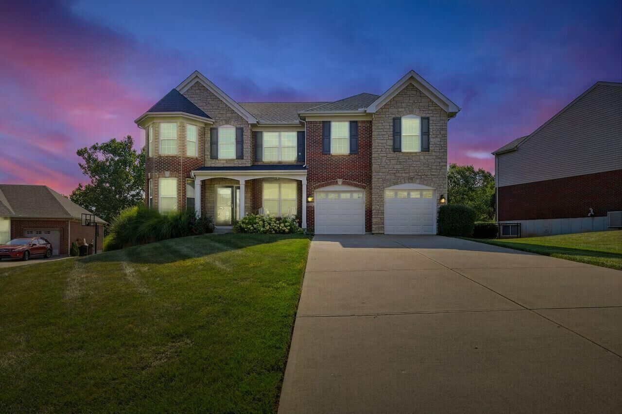 Property Photo:  2011 Holderness Drive  KY 41091 