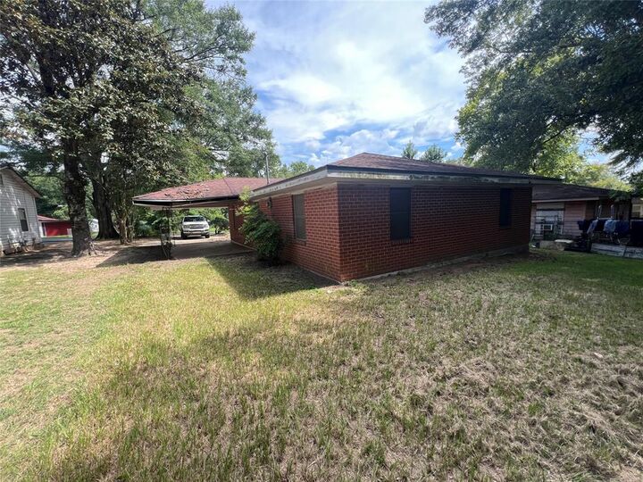 Property Photo:  816 Dixie Street  LA 71547 