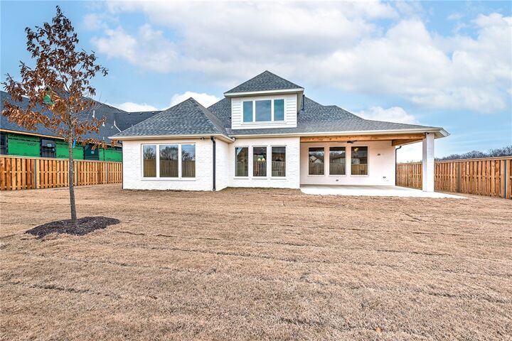 Property Photo:  3902 SW Rhythm Avenue  AR 72713 