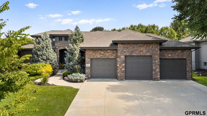 3211 S 184th Terrace  Omaha NE 68130 photo